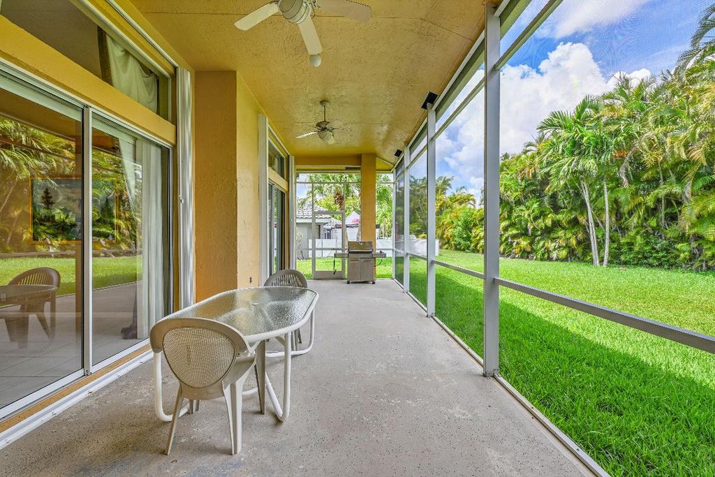 Image 23 of property listing at 5941 NW 99th Avenue, Parkland, FL 33076