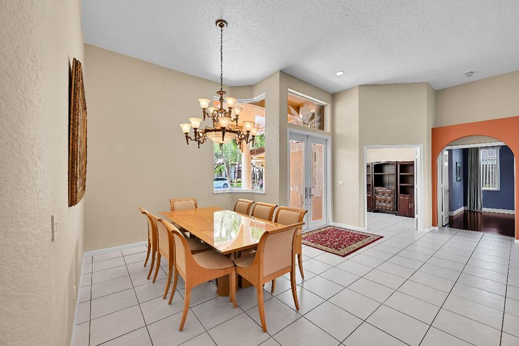 Image 6 of property listing at 5941 NW 99th Avenue, Parkland, FL 33076