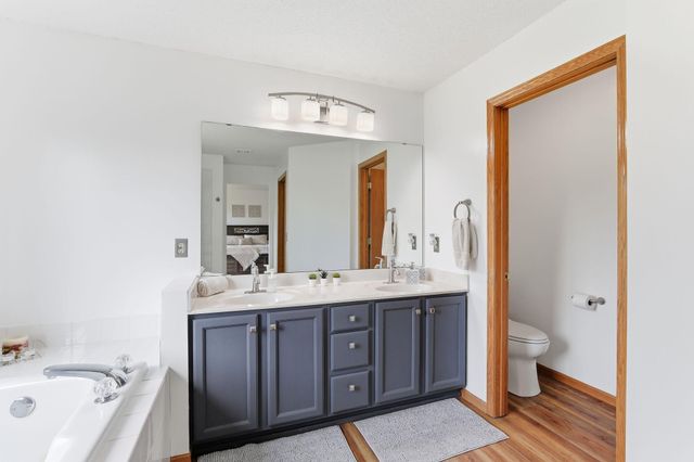 18546 85th Avenue N, Maple Grove, MN 55311