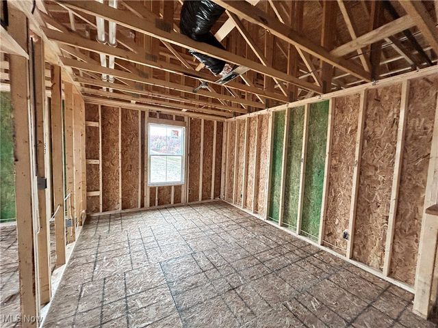 5084 Shepherds Glen, Willoughby, OH 44094