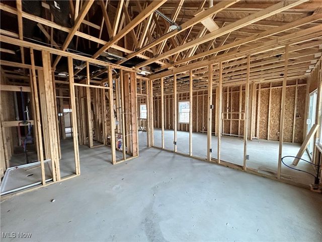 5084 Shepherds Glen, Willoughby, OH 44094