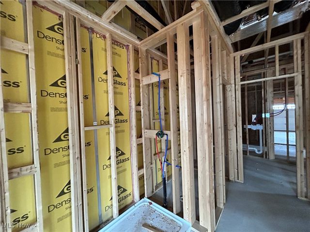 5084 Shepherds Glen, Willoughby, OH 44094