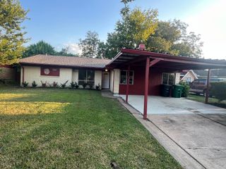 5310 Grace Point Ln, Houston, TX 77048