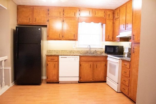 2037 Cliffton Terrace, Snellville, GA 30039