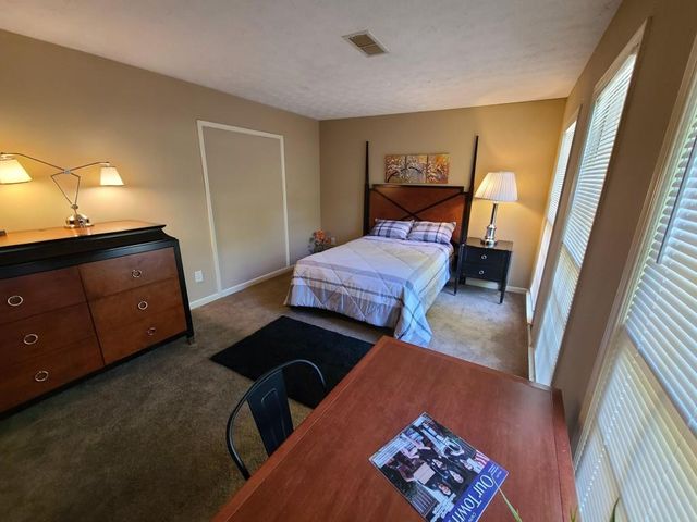 2037 Cliffton Terrace, Snellville, GA 30039