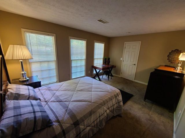 2037 Cliffton Terrace, Snellville, GA 30039