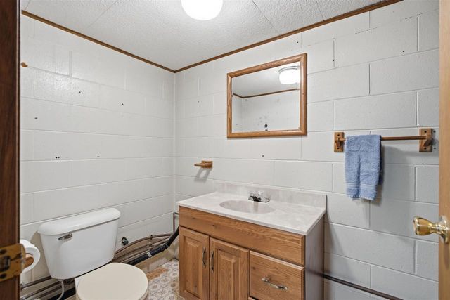 3090 W 1ST AVENUE, Appleton, WI 54914