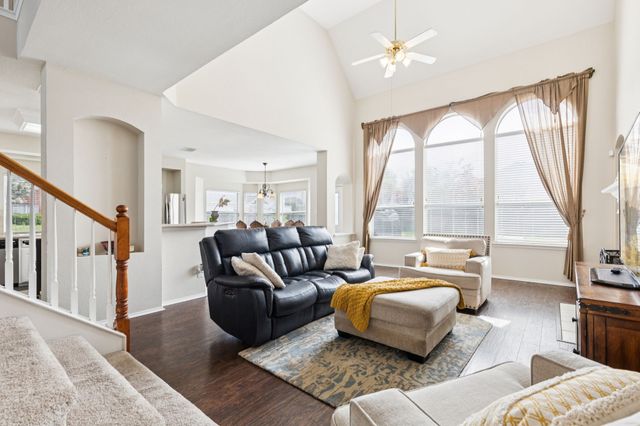 8501 Viridian Lane, Fort Worth, TX 76123