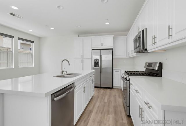 1041 SEA GLASS WAY, Chula Vista, CA 92154