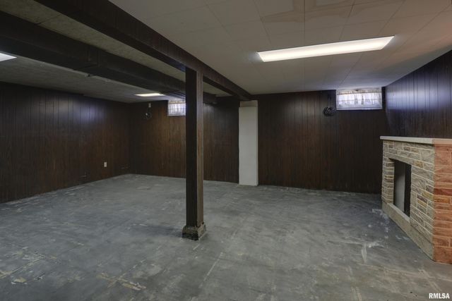 3302 Lindell Avenue, Quincy, IL 62301