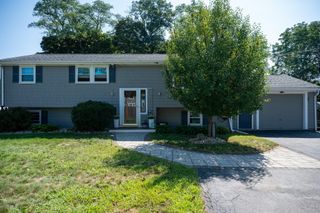 156 Oak St, Weymouth, MA 02190