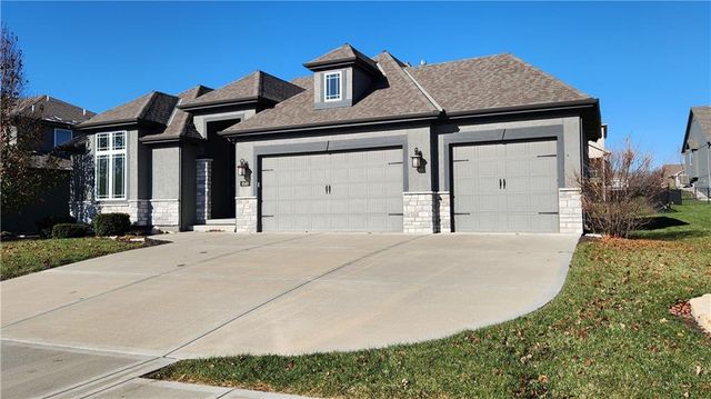 8140 NW 90th Street, Kansas City, MO 64153