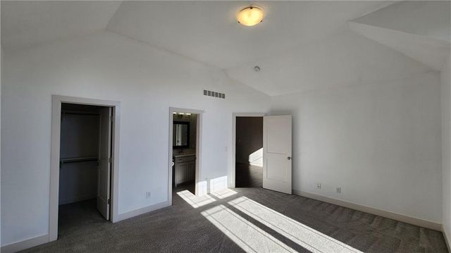 8140 NW 90th Street, Kansas City, MO 64153