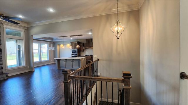 8140 NW 90th Street, Kansas City, MO 64153