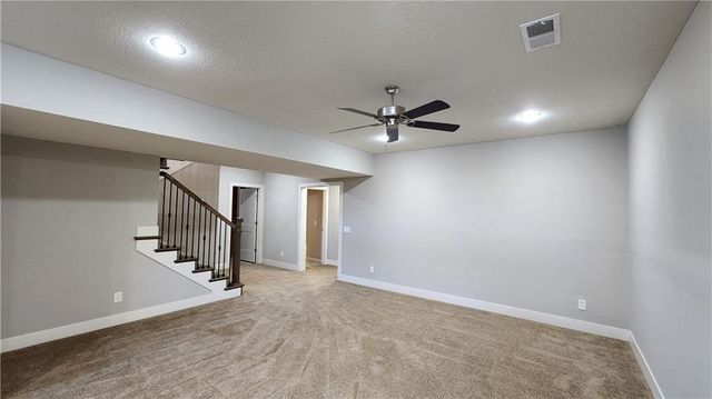 8140 NW 90th Street, Kansas City, MO 64153