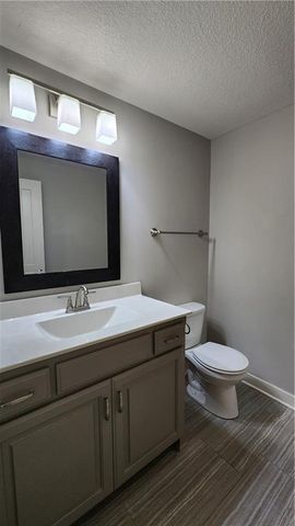 8140 NW 90th Street, Kansas City, MO 64153