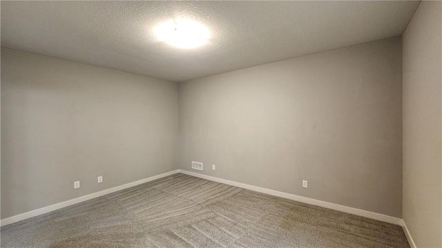 8140 NW 90th Street, Kansas City, MO 64153