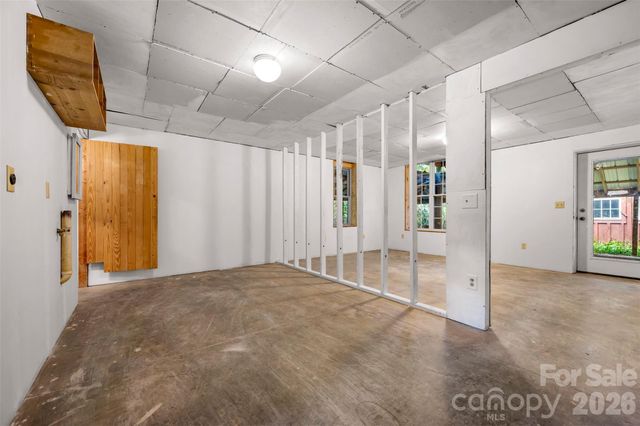 340 Right Prong Road, Ellenboro, NC 28040