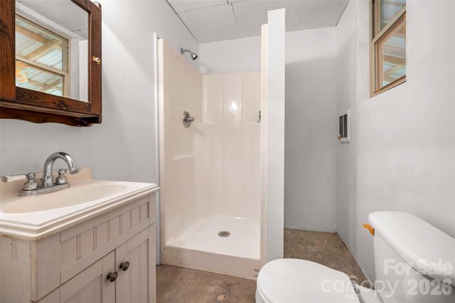 340 Right Prong Road, Ellenboro, NC 28040