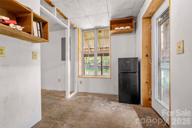 340 Right Prong Road, Ellenboro, NC 28040