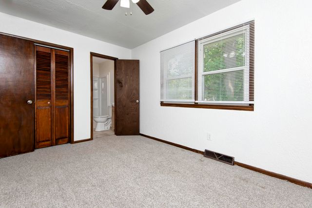3427 S Nettleton Avenue, Springfield, MO 65807