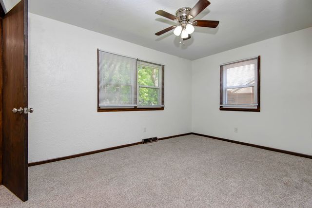 3427 S Nettleton Avenue, Springfield, MO 65807