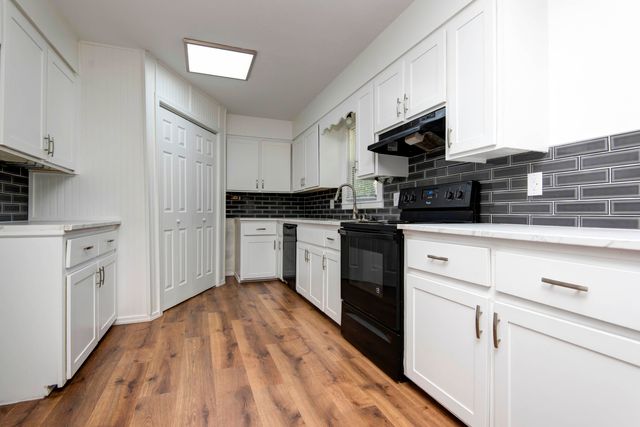 3427 S Nettleton Avenue, Springfield, MO 65807