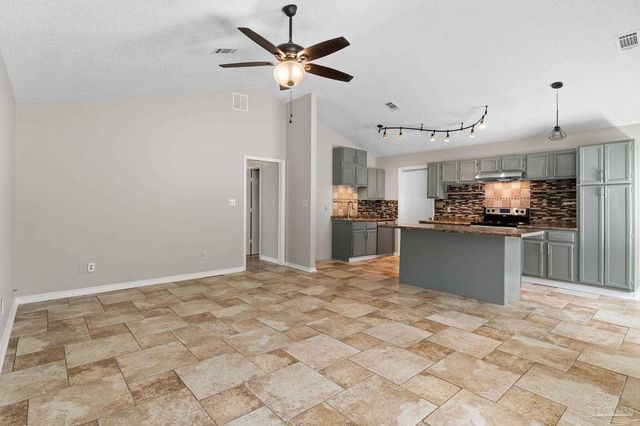 3440 Riverside Dr, Pensacola, FL 32514