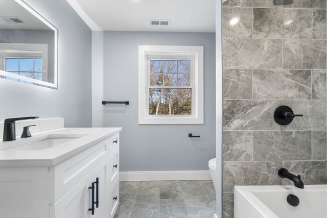 1A Highland Way, Burlington, MA 01803
