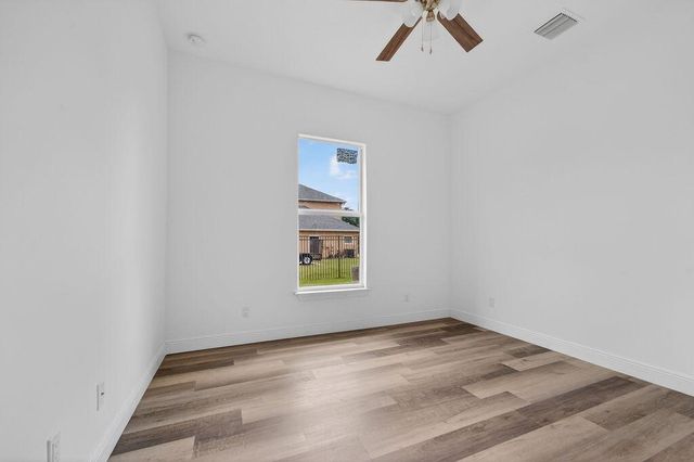 376 SW Paar Drive, Port St. Lucie, FL 34953
