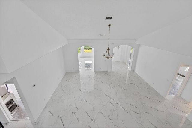376 SW Paar Drive, Port St. Lucie, FL 34953