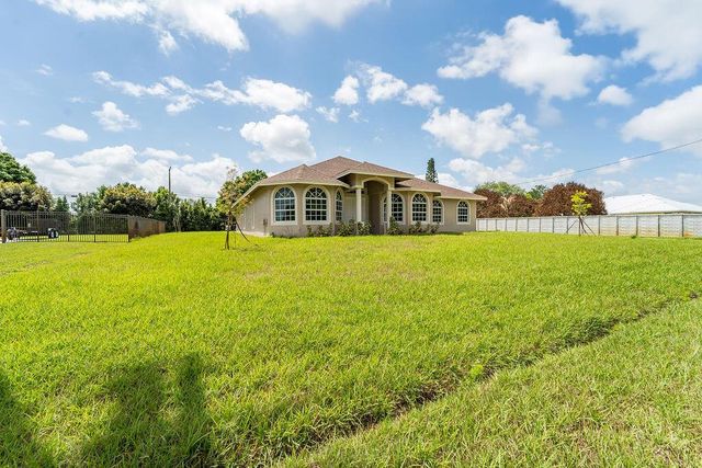 376 SW Paar Drive, Port St. Lucie, FL 34953