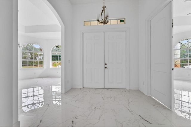376 SW Paar Drive, Port St. Lucie, FL 34953