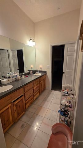 4434 W Vaquero Ln, Meridian, ID 83642