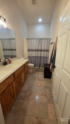 4434 W Vaquero Ln, Meridian, ID 83642