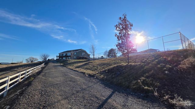 4434 W Vaquero Ln, Meridian, ID 83642