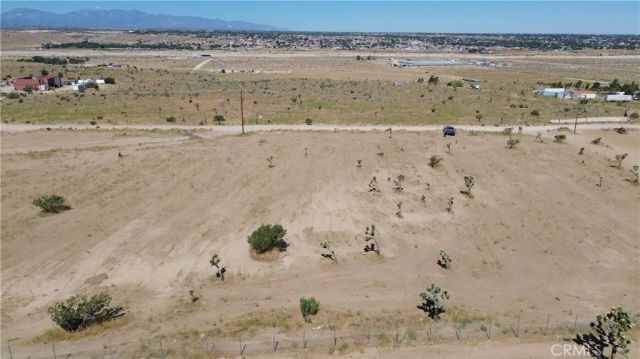 35 Juniper, Apple Valley, CA 92308
