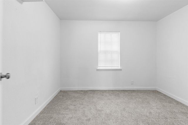 16643 Lake Circle, Conroe, TX 77302