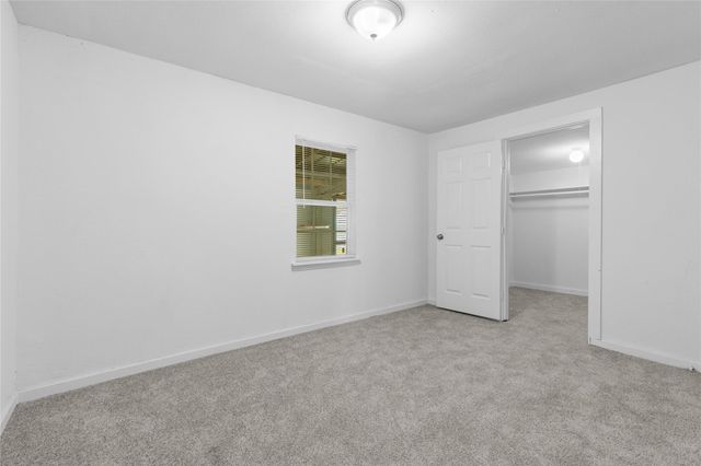 16643 Lake Circle, Conroe, TX 77302