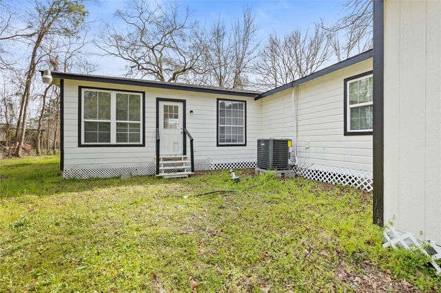 16643 Lake Circle, Conroe, TX 77302