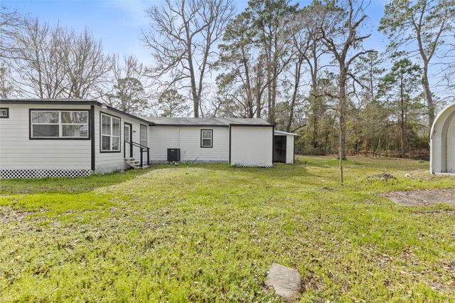 16643 Lake Circle, Conroe, TX 77302