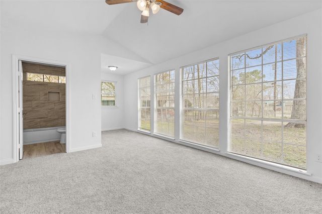 16643 Lake Circle, Conroe, TX 77302