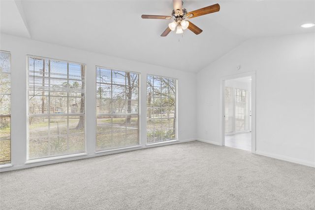 16643 Lake Circle, Conroe, TX 77302