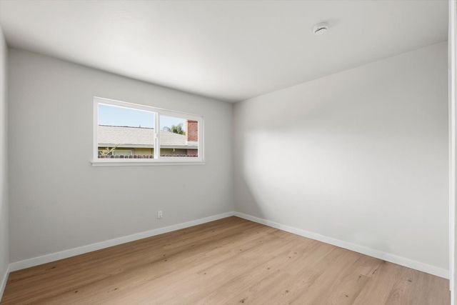 215 Ardmore Ave, Roseville, CA 95678