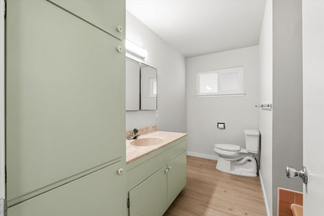 215 Ardmore Ave, Roseville, CA 95678