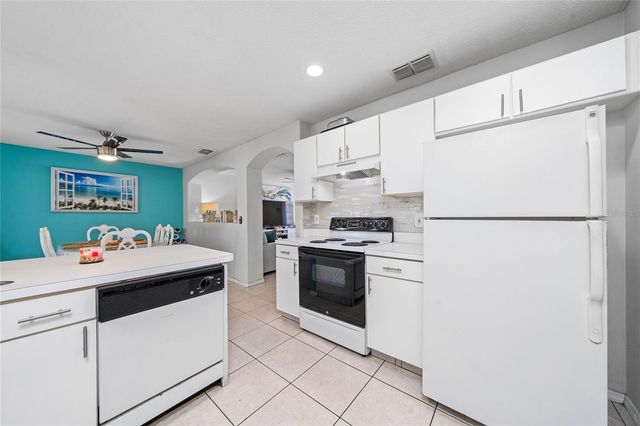 1228 HEATHER LAKE DRIVE, Orlando, FL 32824