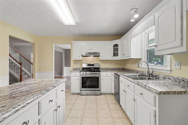 715 Maggie Mae Lane, Lawrenceville, GA 30045