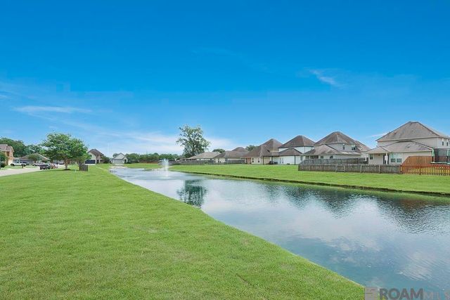 36420 Callaway Ave, Geismar, LA 70734