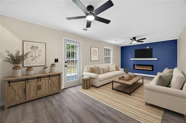 1330 Grovenor way, Riverdale, GA 30296