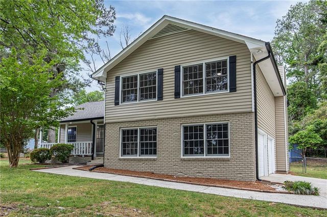 1330 Grovenor way, Riverdale, GA 30296
